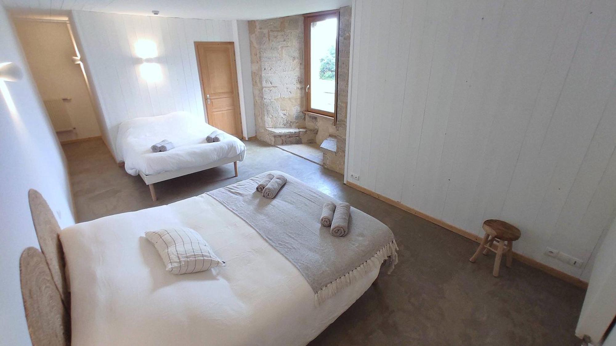 Abbaye Saint Gilbert Bed & Breakfast Bagian luar foto