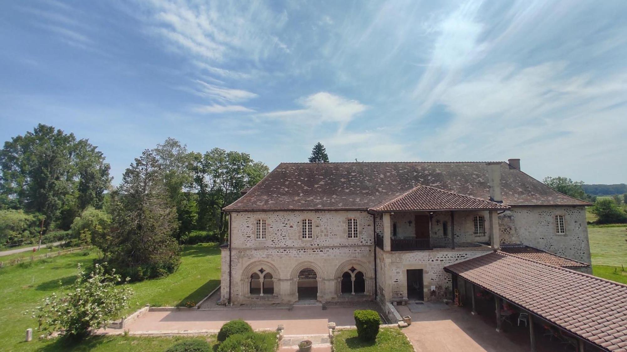 Abbaye Saint Gilbert Bed & Breakfast Bagian luar foto