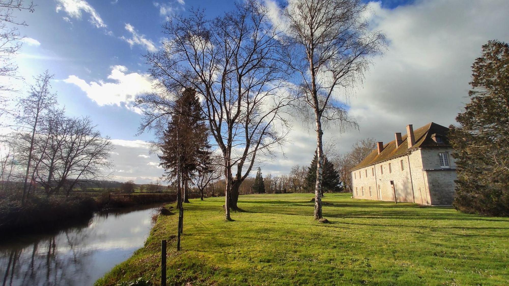 Abbaye Saint Gilbert Bed & Breakfast Bagian luar foto