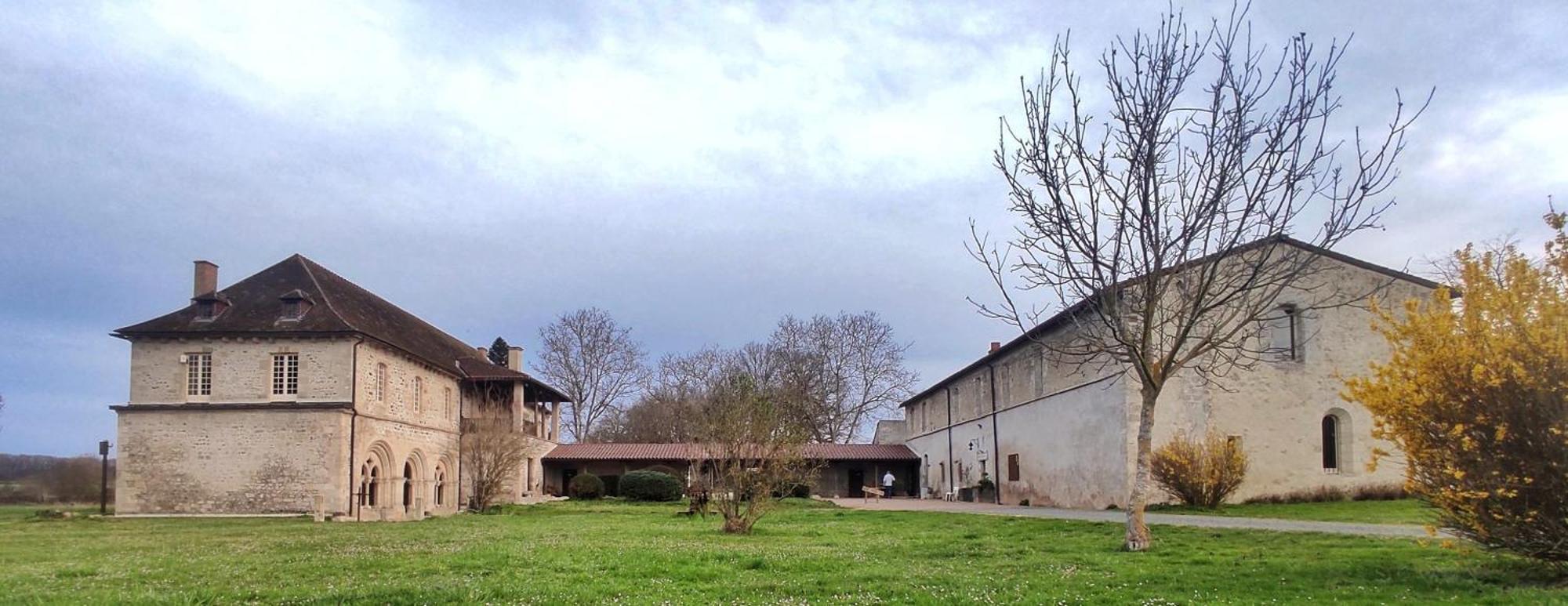 Abbaye Saint Gilbert Bed & Breakfast Bagian luar foto