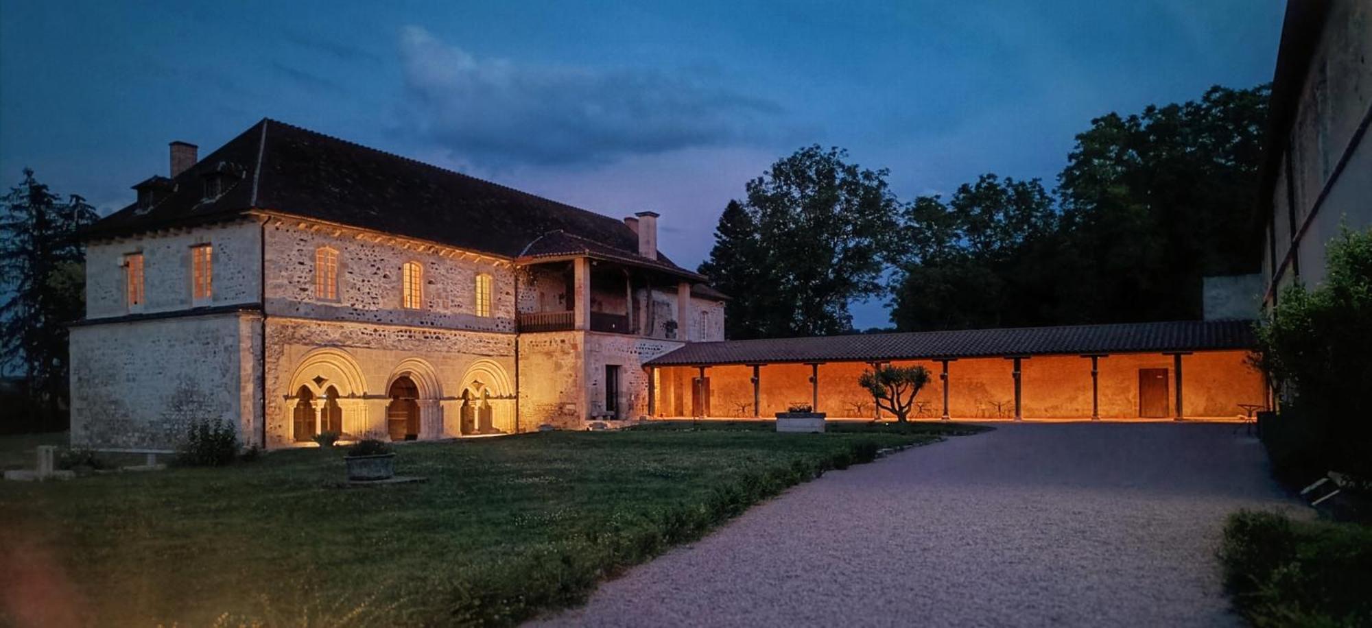 Abbaye Saint Gilbert Bed & Breakfast Bagian luar foto
