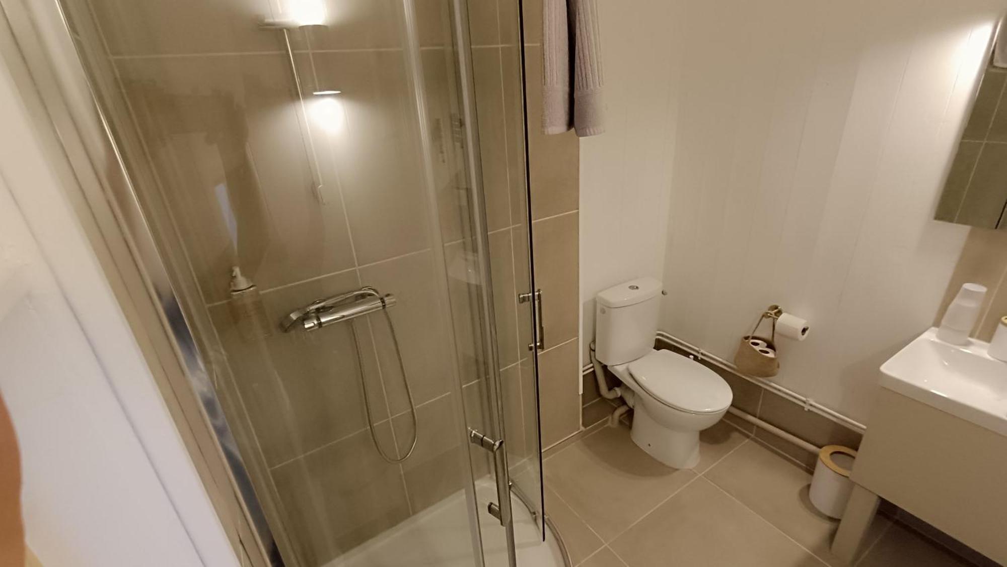 Abbaye Saint Gilbert Bed & Breakfast Bagian luar foto