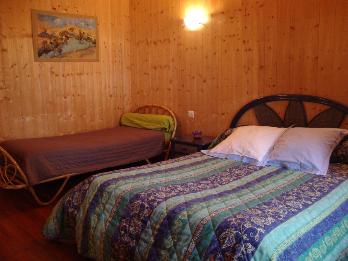 Abbaye Saint Gilbert Bed & Breakfast Bagian luar foto