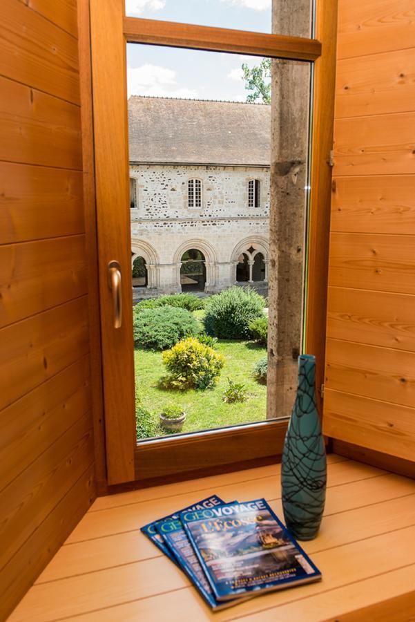 Abbaye Saint Gilbert Bed & Breakfast Bagian luar foto
